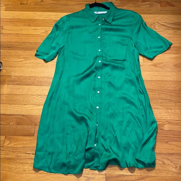 zara green button dress